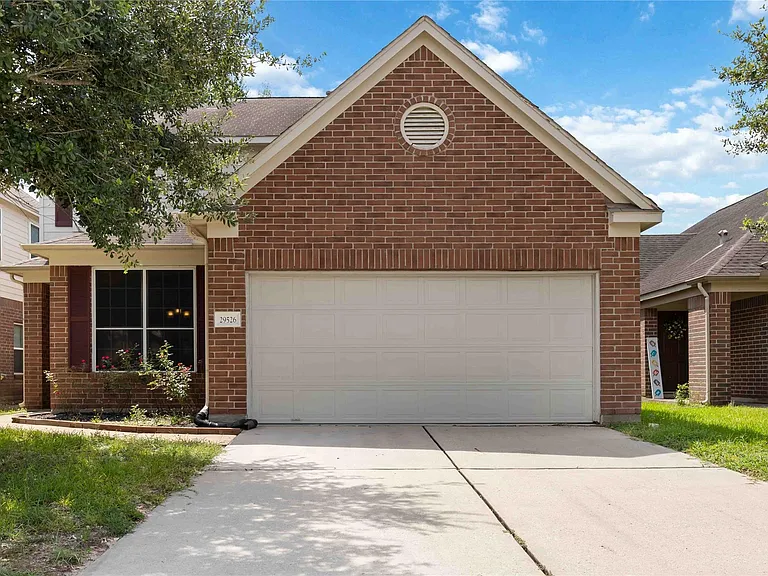 29526 Winton Wood Way — Photo 1