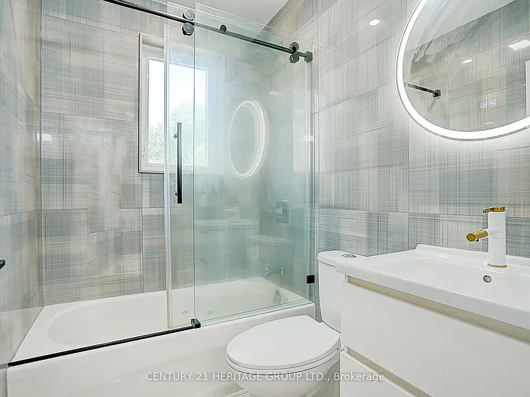 326 McConvey Dr — Photo 15