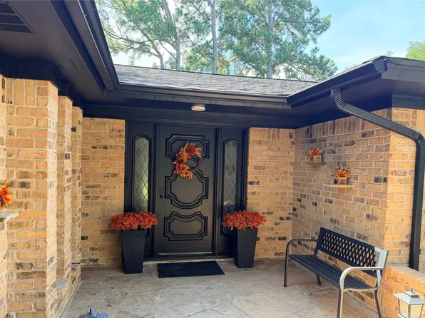 410 Riverside Dr, Alvin, TX 77511
