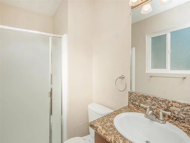La Veta Grand Apartments — Photo 63