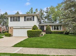 1304 E Campbell St, Arlington Heights, IL