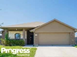 219 Meadowcrest Dr, Terrell, TX 75160