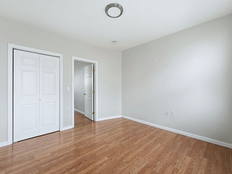 1st image of 3188 John F Kennedy Blvd APT 2L