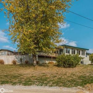 277 Eastside Ln, Montezuma, IA, 50171