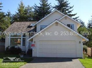 1129 SW 352nd St, Federal Way, WA 98023