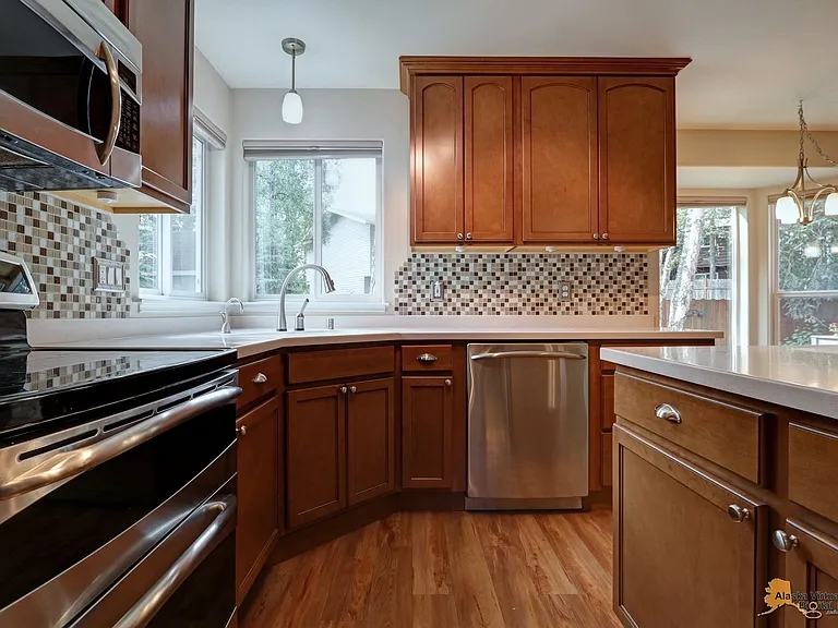 12761 Rivulet Cir — Photo 8
