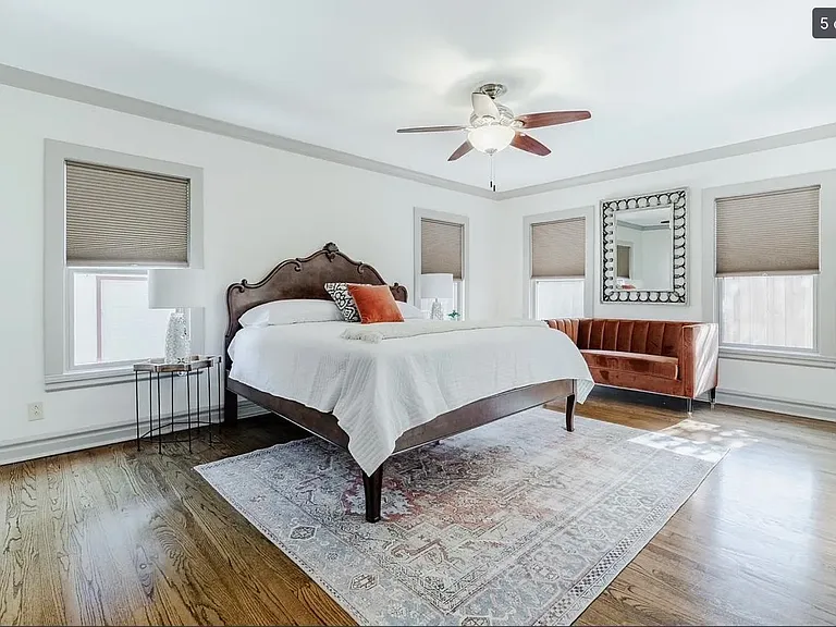 915 Stewart Dr — Photo 12