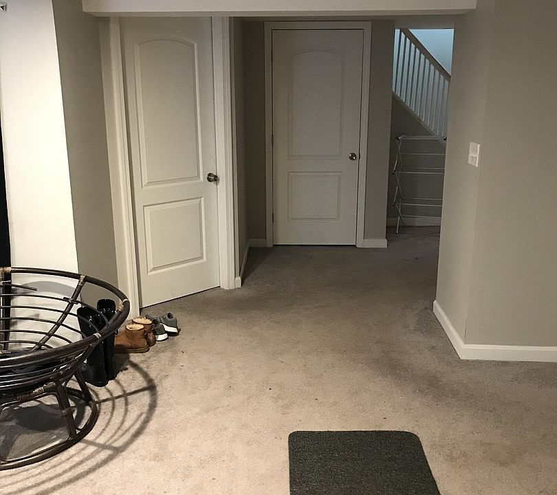 2nd image of 711 Smith St #2