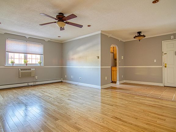 4th image of 416 Maryland Ave APT 1D
