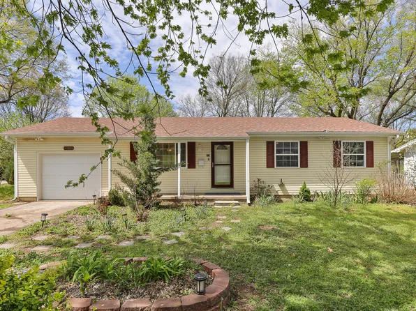 521 N Forest Lane, Republic, MO 65738