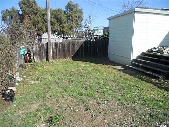 5th image of 1032 Valle Vista Ave