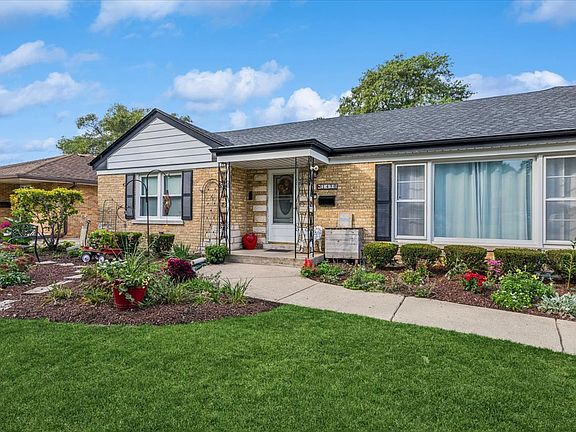 2nd image of 1430 Hoffman Ave