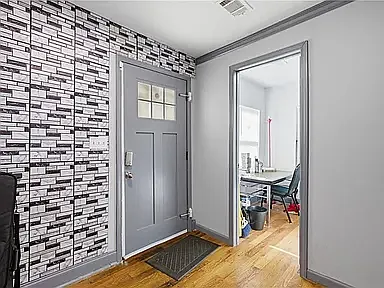 1033 Palmetto Ave SW #2 — Photo 2