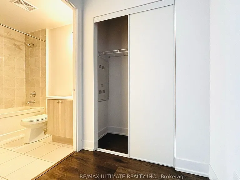 68 Merton St #803 — Photo 4