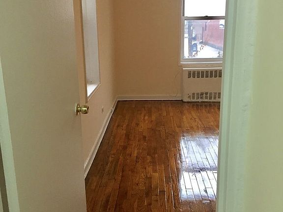 3rd image of 3510 Avenue H APT 6C