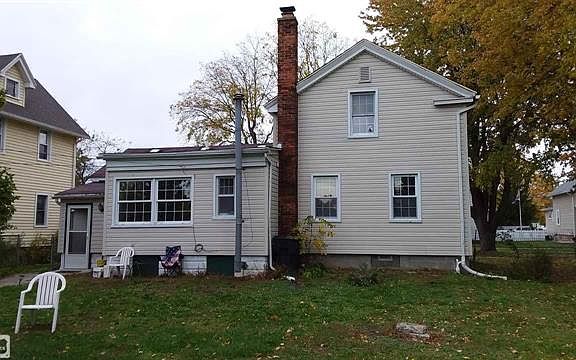 4th image of 325 West Blvd
