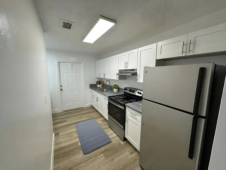 Stacy Townhomes - 5280 Stacy St West Palm Beach, FL 33417 — Photo 7