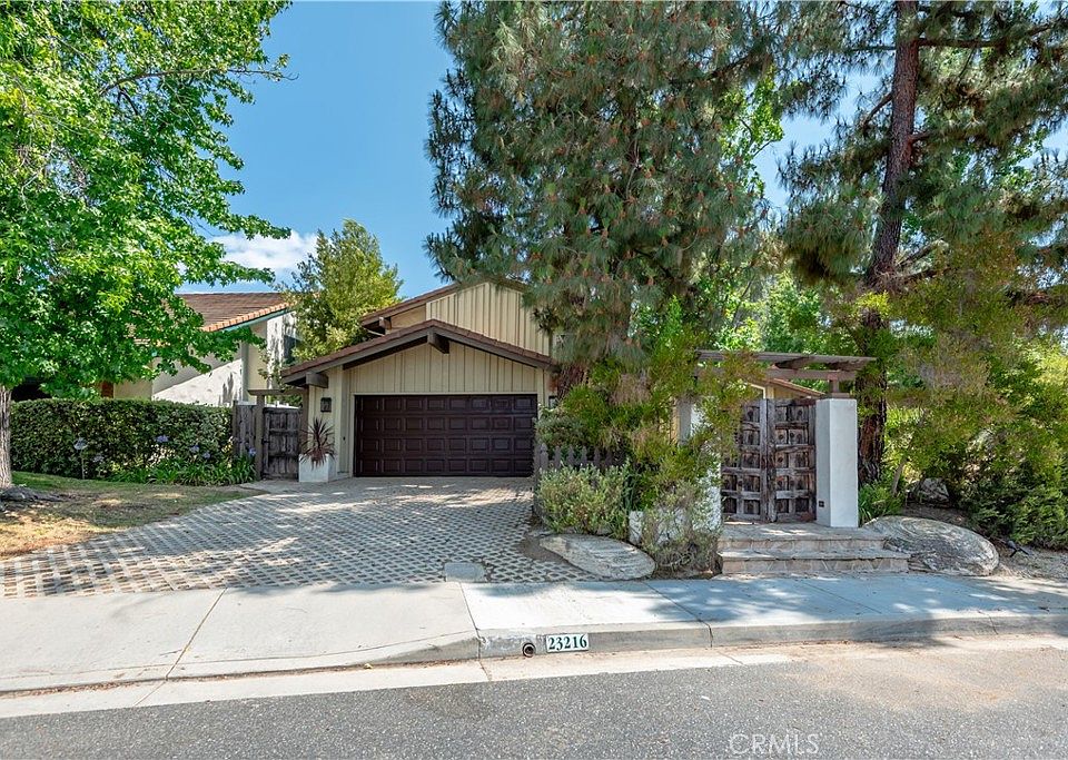 1st image of 23216 Park Esperanza