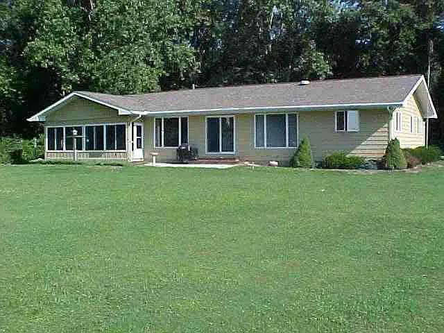 73 Ems B Ln #27 photo 1