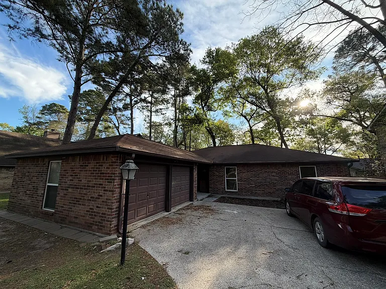 70 Brookflower Rd — Photo 13