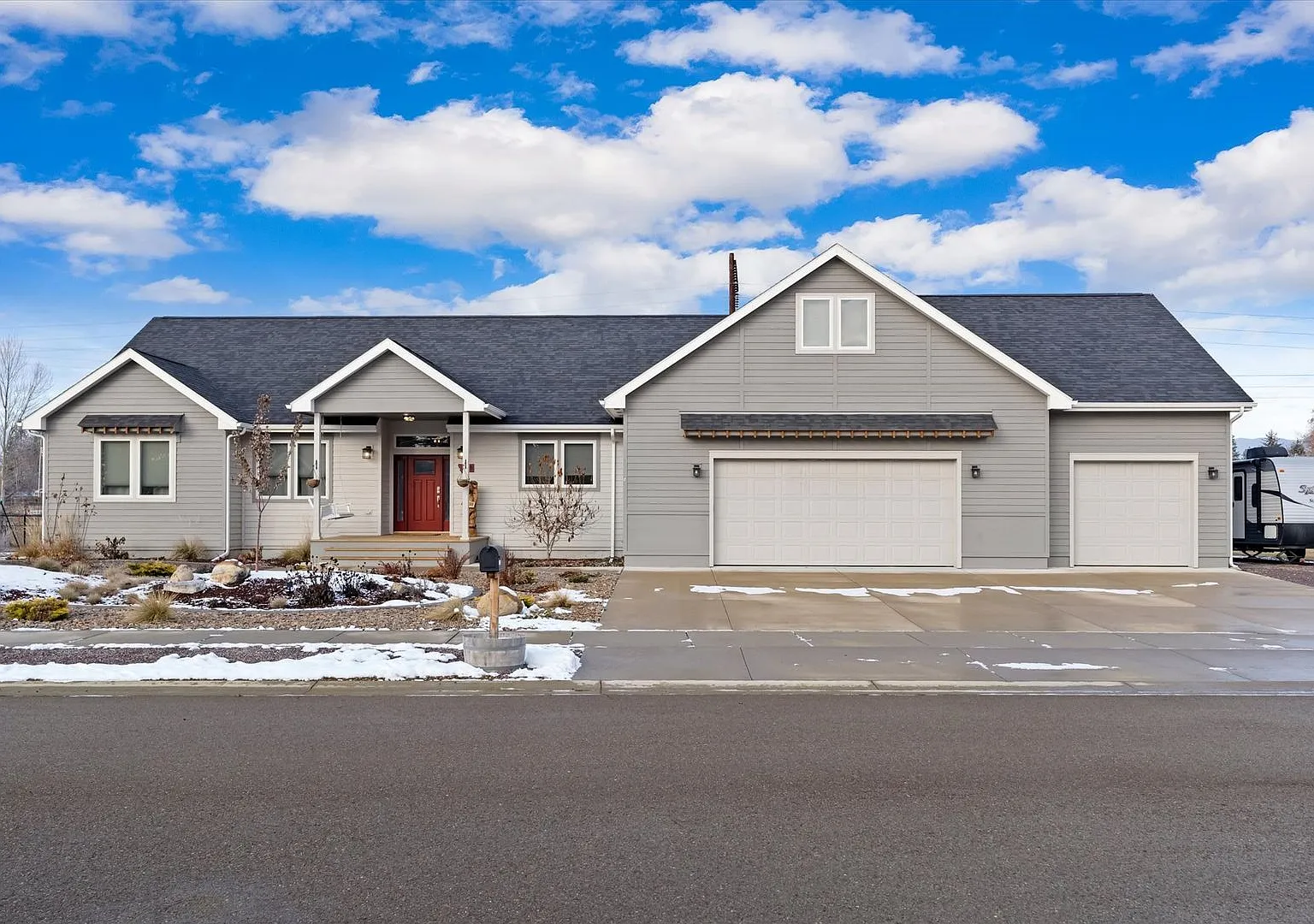 Welcome to 1015 Riparian Your Gateway to Glacier National Park — Photo 1