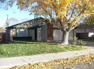 957 E Avenue Q9 #B, Palmdale, CA 93550