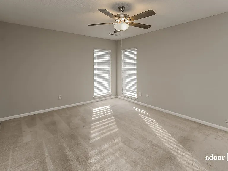 9609 Kenneth Oren Dr — Photo 14