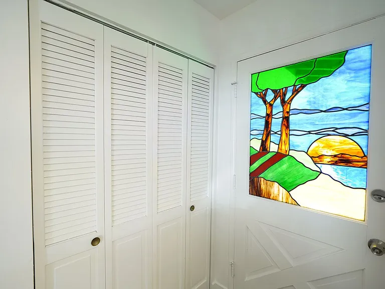 220 Lilac Ct — Photo 6