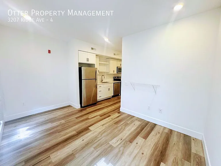 3207 Ridge Ave #4 — Photo 4