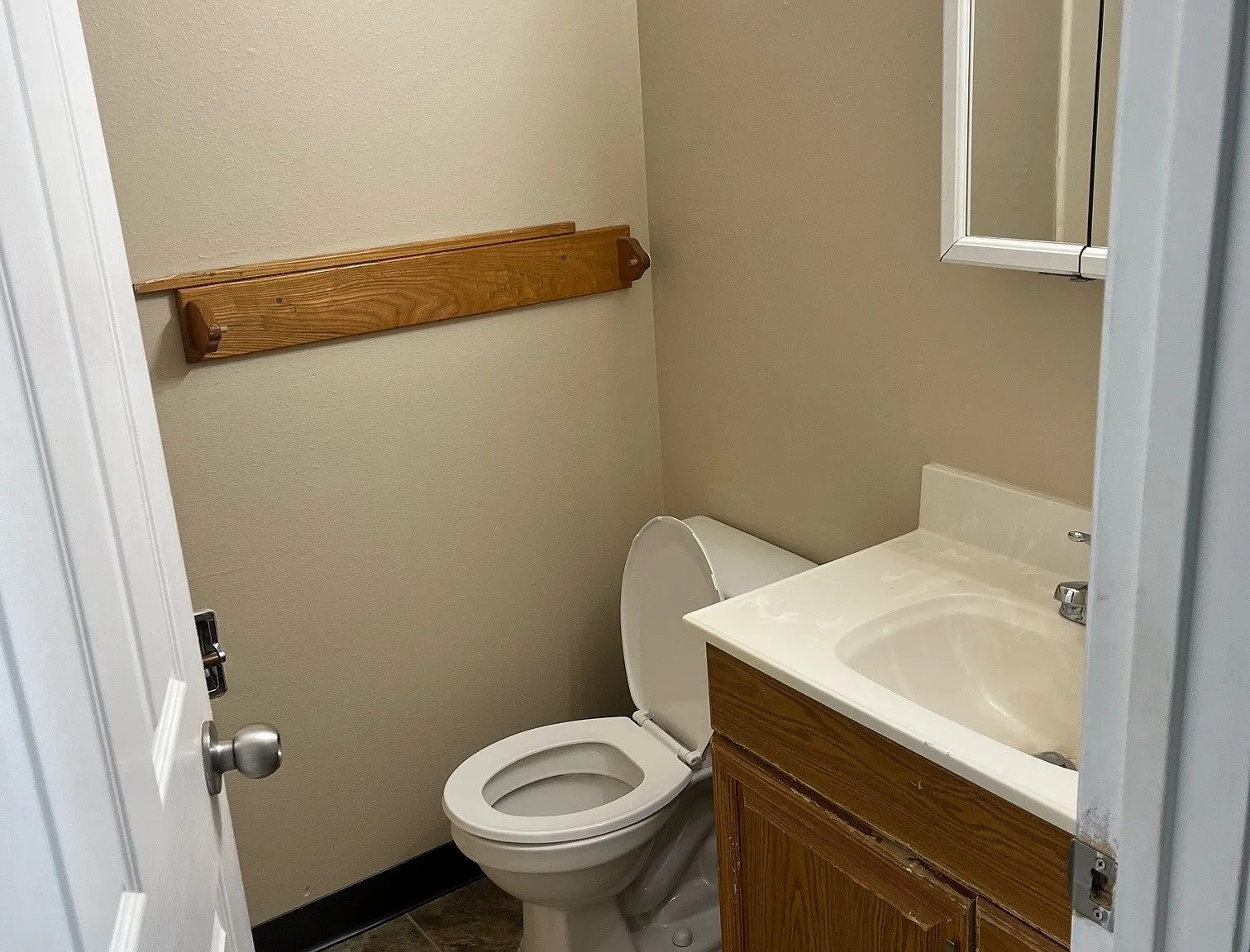 2 bed, 650 sqft, $825 — Photo 4