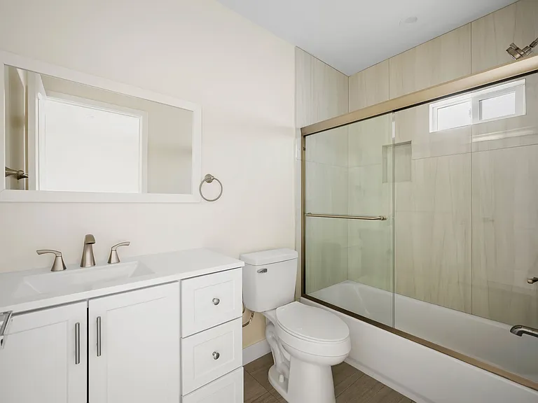 2657 N Brighton St #9 — Photo 11