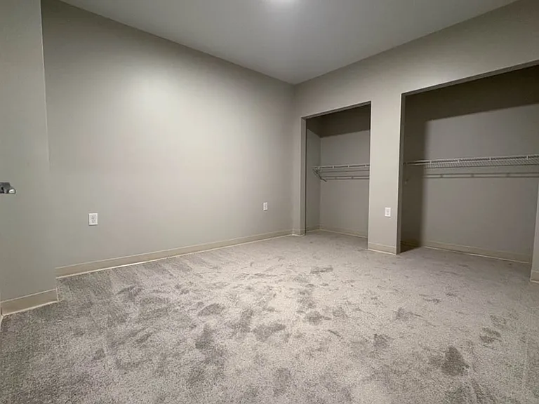 100 Fallwood Rd #221 — Photo 3