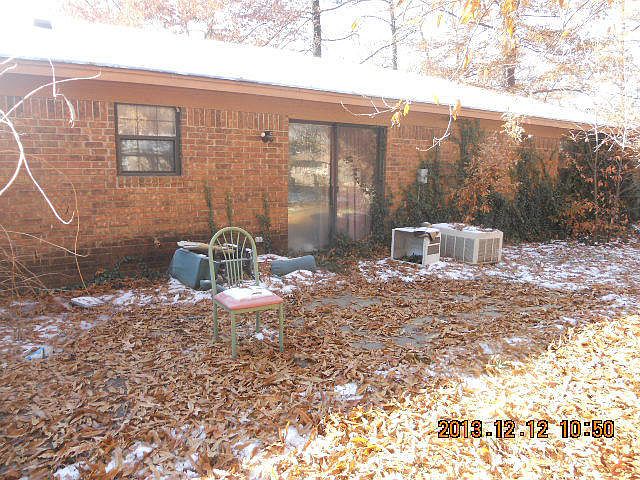 2nd image of 2113 E 13th St