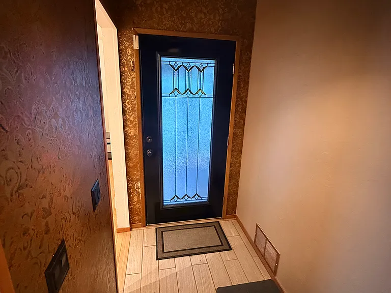 2540 Lord Baranof Dr — Photo 5
