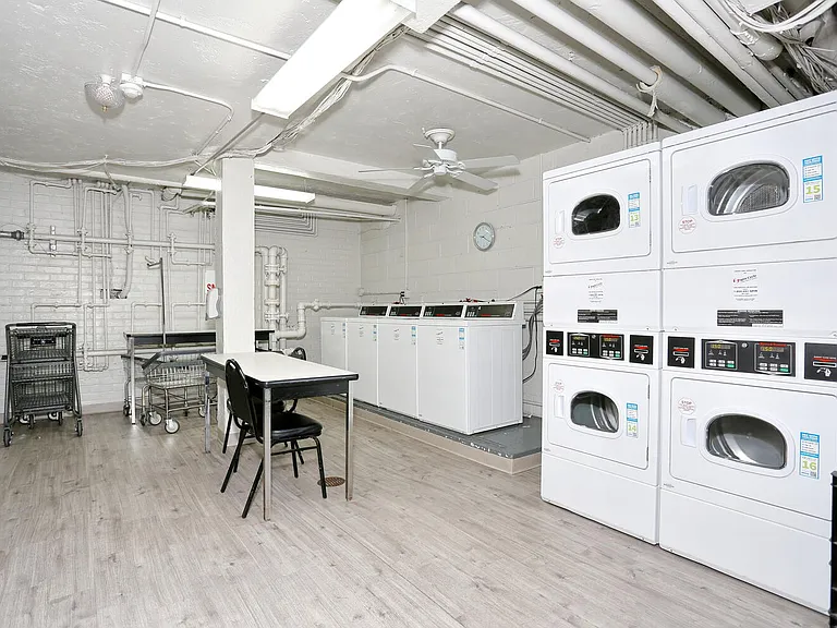 208 Anderson St #S4F — Photo 10