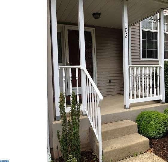 102 Gate Ln, Doylestown, PA 18901 Zillow
