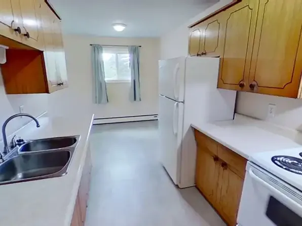 107 Alder Dr #303, Hinton, AB T7V 1C7