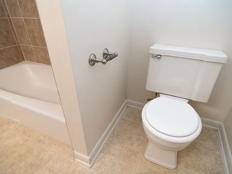 Whispering Pines Townhomes — Photo 11