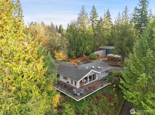 401 E Cove View Road, Belfair, WA 98528