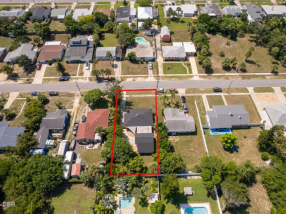 5th image of 263 Williams Ave