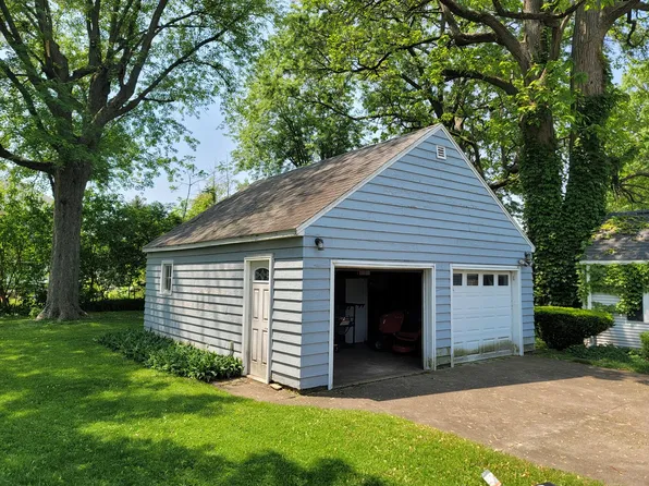 1003 Leroy Ave, Rock Falls, IL 61071