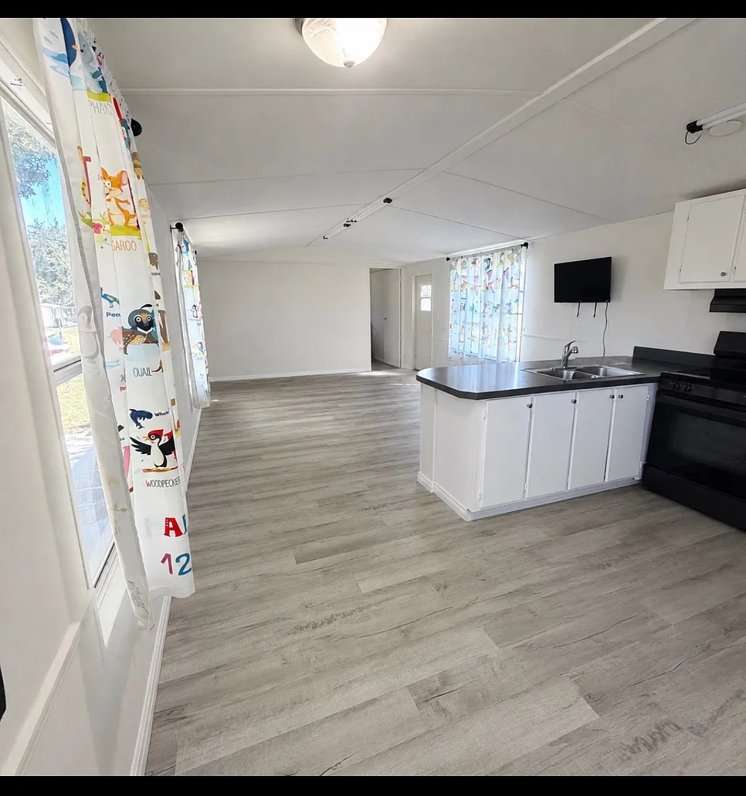 2110 Absher Rd — Photo 1