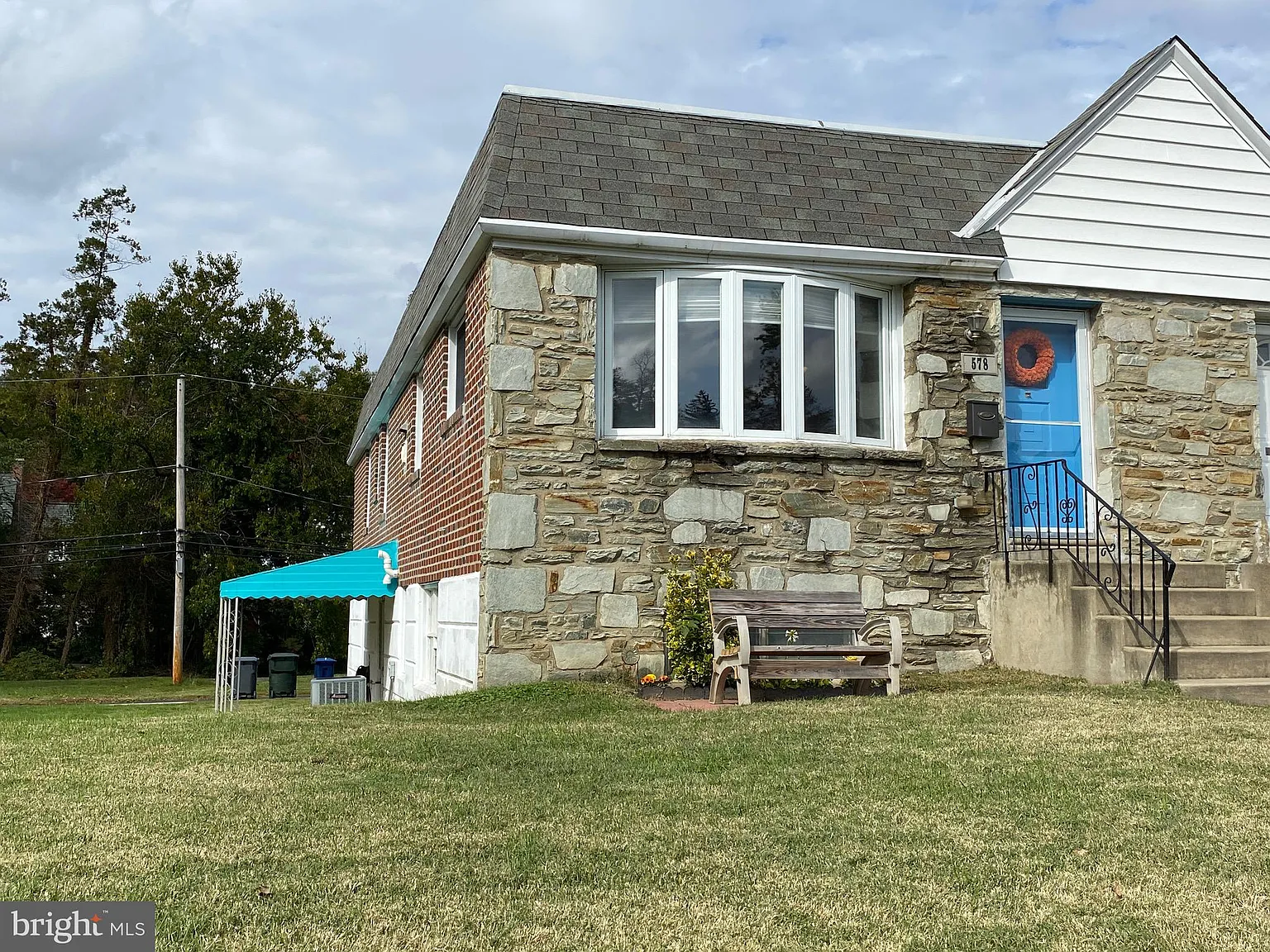578 Wanamaker Rd photo 1