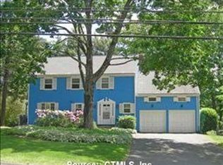 39 Cliffmore Rd, West Hartford, CT 06107