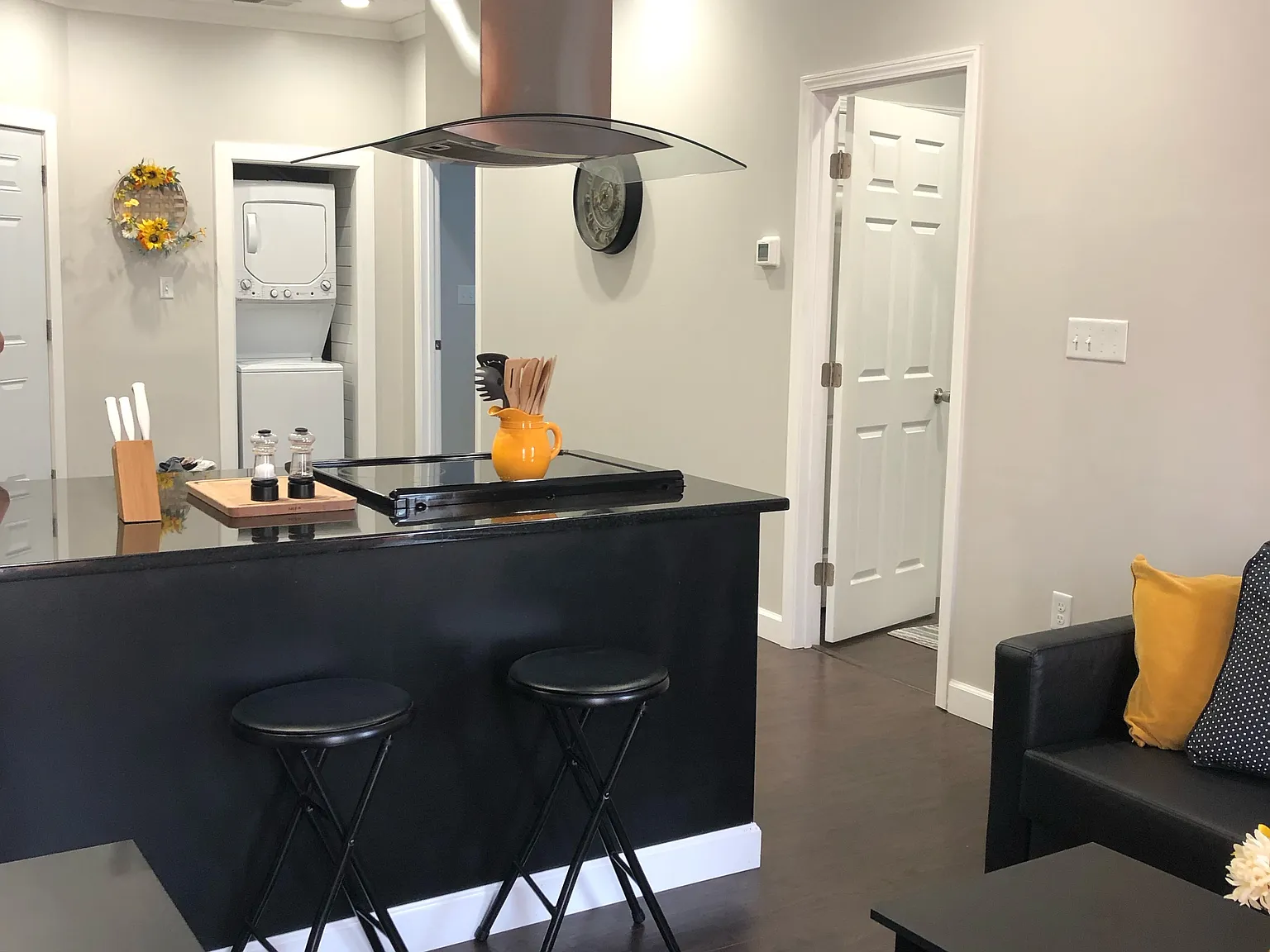 1 bed, $1,200 — Photo 3