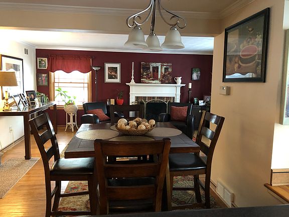 5th image of 127 Lehn Springs Dr