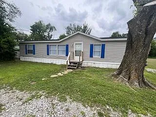 6506 Eland Rd — Photo 2