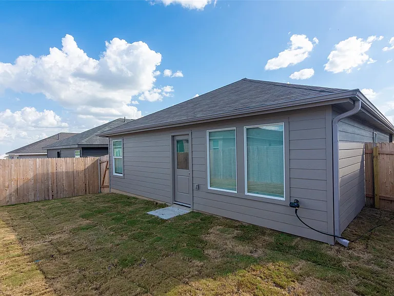 137 Starpacker Ln — Photo 23