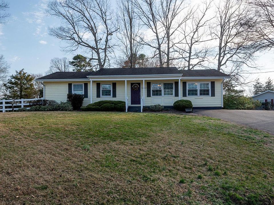 1st image of 44125 Louisdale Rd