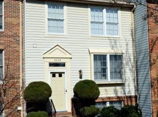 6100 Gardenia Ct, Alexandria, VA